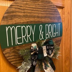 MERRY & BRIGHT‎ Christmas sign!
